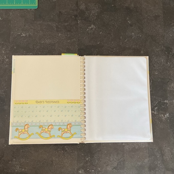 Vintage 80s Hallmark Keepsake Album adopted child baby memory book unisex - Picture 12 of 16